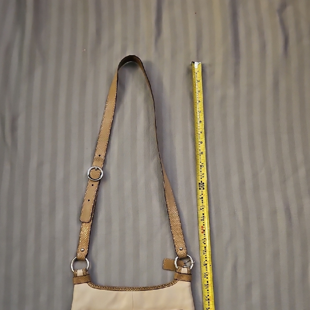 Coach Cream and Tan Crossbody Bag - Picture 10 of 10